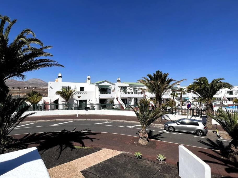 Casa Breen - Spacious 1 Bedroom Apartment In Matagorda With Communal Pool Tías Exterior foto